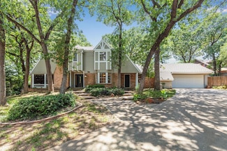 2512 Oak Manor Ct, Arlington, TX 76012