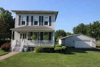 228 W First South St, Chebanse, IL 60922