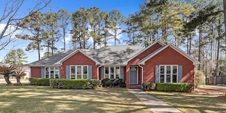 103 Crichton Ct, Dothan, AL 36305