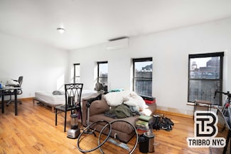 330 E 117th St Unit 3R, New York, NY 10035