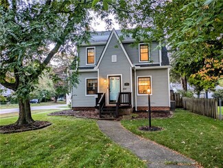 4053 W 217th St, Cleveland, OH 44126
