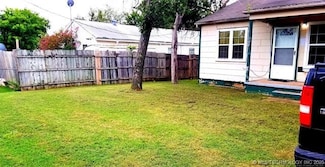 309 SW 17th St, Lawton, OK 73501