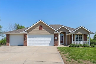 1301 Afton Cir, Council Bluffs, IA 51503