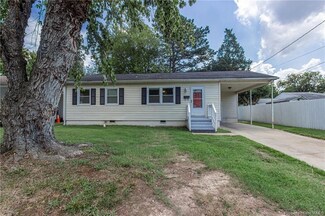 1102 78th St, Newport News, VA 23605