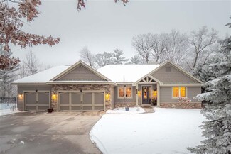 4490 River Dr, Plover, WI 54467