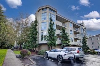 424 102nd Ave SE Unit 104, Bellevue, WA 98004