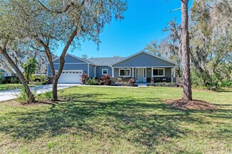 13506 4th Plaza E, Bradenton, FL 34212