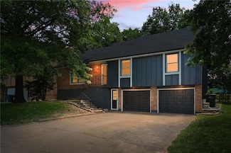 6811 E 143rd St, Grandview, MO 64030