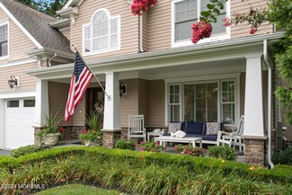 132 Park Rd, Fair Haven, NJ 07704