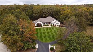 10705 Conifer Cir, Rolla, MO 65401