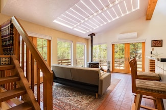 23 Cooper Rd, Cedar Crest, NM 87008