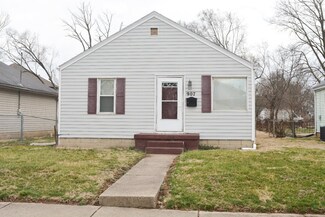 907 Delaware Ave, Middletown, OH 45044