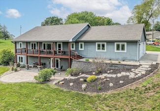 206 Vine St, Tabor, IA 51653