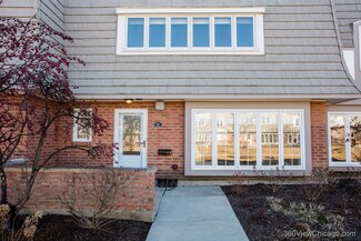 1462 Saint Tropez Ct, Highland Park, IL 60035