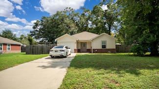 285 Holland St, Crestview, FL 32536