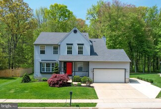 8 Maplewood Ln, Mantua, NJ 08051