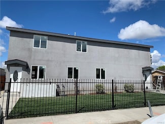 1539 E 112th St, Los Angeles, CA 90059
