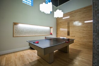 150 E 44th St Unit 14-B, New York, NY 10017