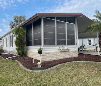 5707 45th St E Unit 90, Bradenton, FL 34203