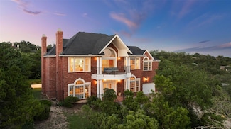 4014 Walnut Clay Dr, Austin, TX 78731