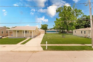 2904 Lloyds Ave, Chalmette, LA 70043