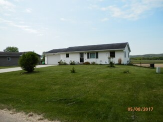 28334 Clary Ln, Richland Center, WI 53581