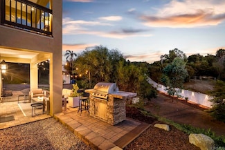 27636 Mountain Meadow Rd, Escondido, CA 92026