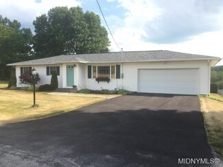 9374 Sessions Rd, Sauquoit, NY 13456