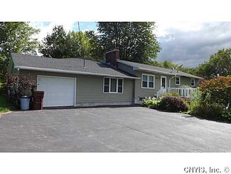 8128 Weedsport Sennett Rd, Weedsport, NY 13166