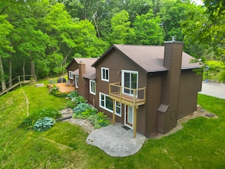 13955 Rattalee Lake Rd, Davisburg, MI 48350