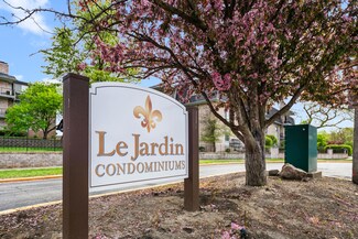 245 W Joliet St Unit 103, Schererville, IN 46375