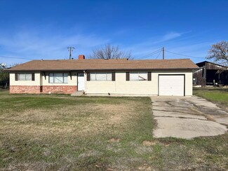 2281 Wardrobe Ave, Merced, CA 95341