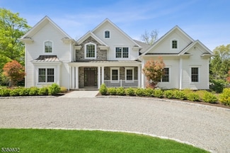 260 Hartshorn Dr, Short Hills, NJ 07078