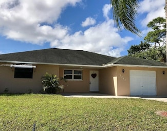 2292 SE Holland St, Port Saint Lucie, FL 34952