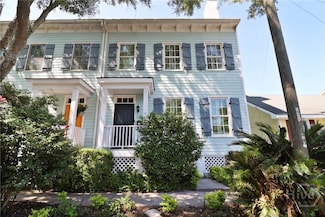 536 E Harris St, Savannah, GA 31401