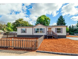 561 Hamilton Ave, Eugene, OR 97404