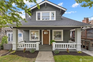 2711 10th Ave W, Seattle, WA 98119