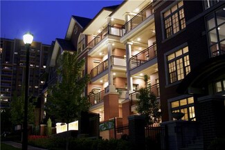4921 Wyandotte St Unit 401, Kansas City, MO 64112