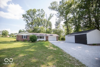 1855 E Deb Dr, North Vernon, IN 47265