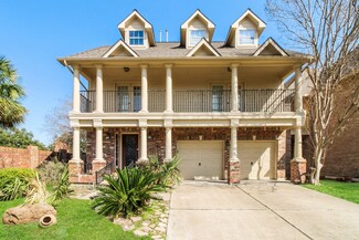 3611 Royal Royce Dr, Houston, TX 77042