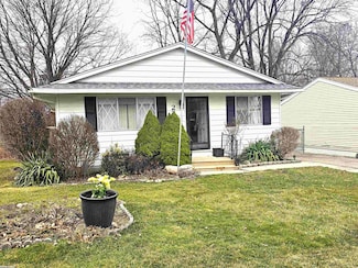 225 Ewell St, Romeo, MI 48065