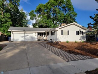 2509 Elm St N, Fargo, ND 58102