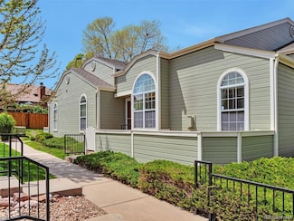 5872 W Asbury Place Unit 102, Lakewood, CO 80227