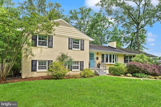4321 Neptune Dr, Alexandria, VA 22309