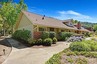 108 Miramonte Dr, Moraga, CA 94556