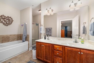 1611 Bluffside Dr Unit 205, Fayetteville, NC 28312