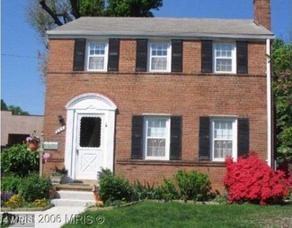 858 N Liberty St, Arlington, VA 22205