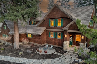 19385 Cayuse Crater Ct, Bend, OR 97702