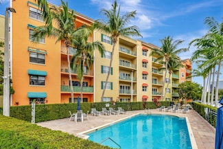1620 Presidential Way Unit 110, West Palm Beach, FL 33401