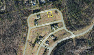 721 Chatsworth Cir Unit 77, Lenoir, NC 28645